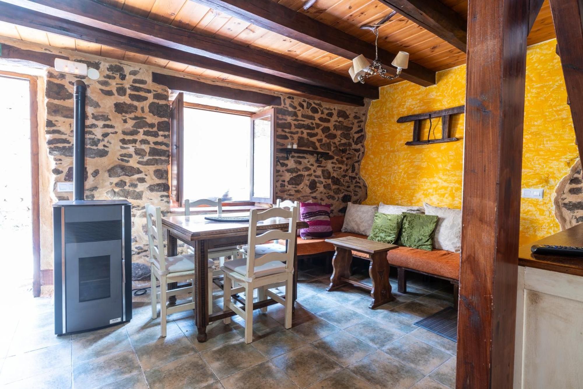 Casa De Turismo Rural Sardom3 Bembibre  Eksteriør billede