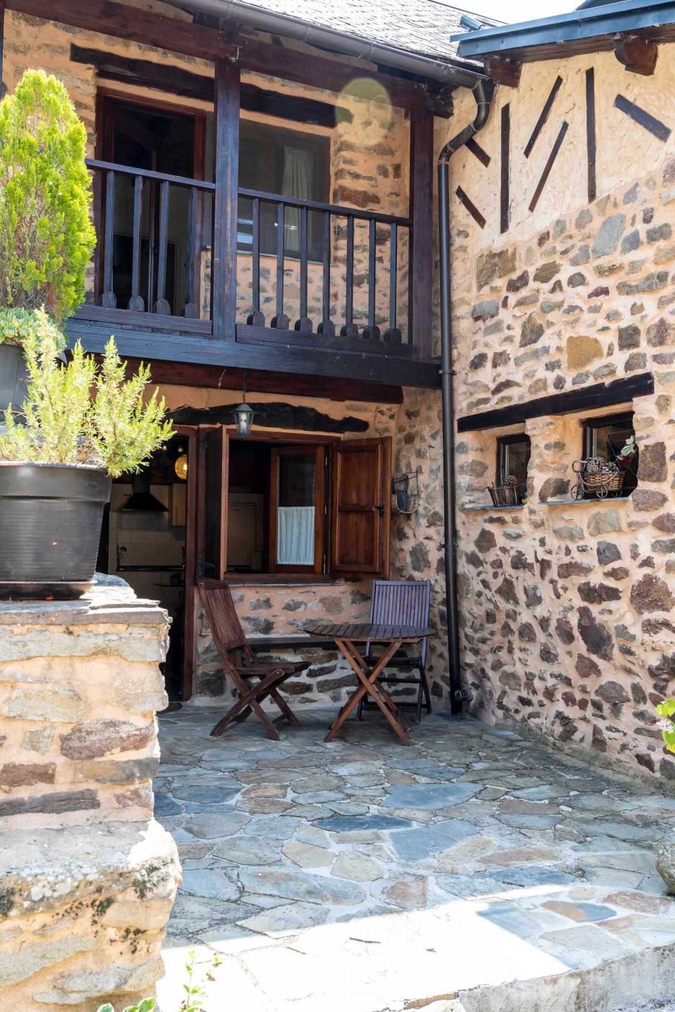 Casa De Turismo Rural Sardom3 Bembibre  Eksteriør billede